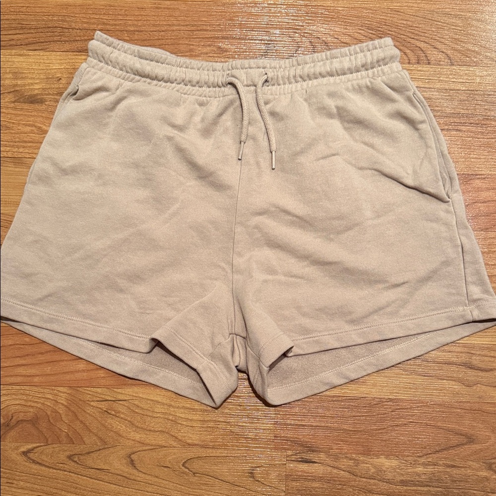 H&M Tan Elastic Waist Shorts